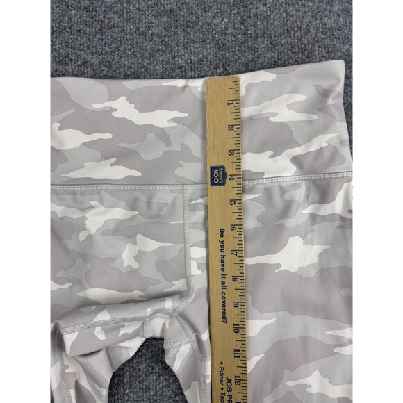 Athleta Leggings Womens Small Gray Camo Elation 7/8 Tight High Rise Yoga Gym - Picture 4 of 7